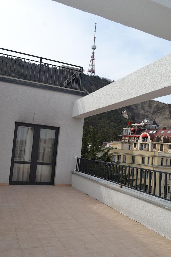 Astoria Tbilisi Hotel — 7