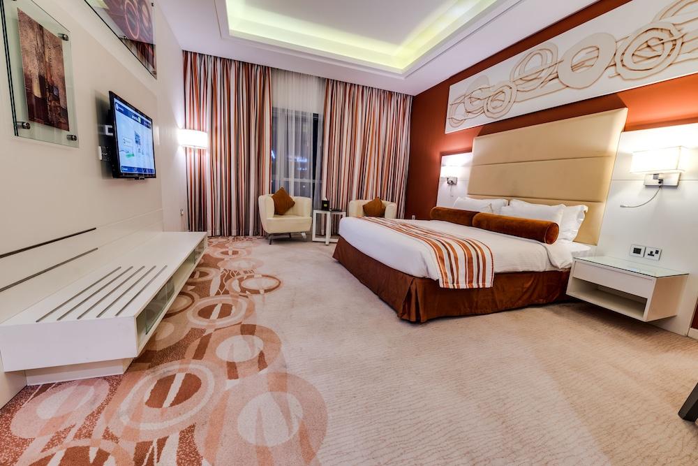 Golden Tulip Downtown Abu Dhabi — 10