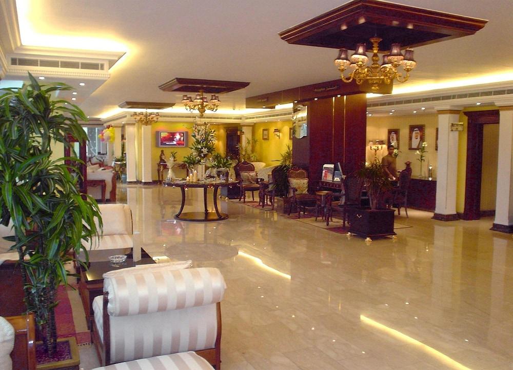 Le Royal Hotel — 3