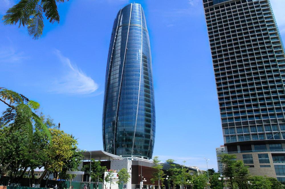 Da Nang Petro Hotel — 2