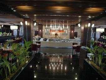 Ramada Plaza by Wyndham Karachi Airport Hotel — 9