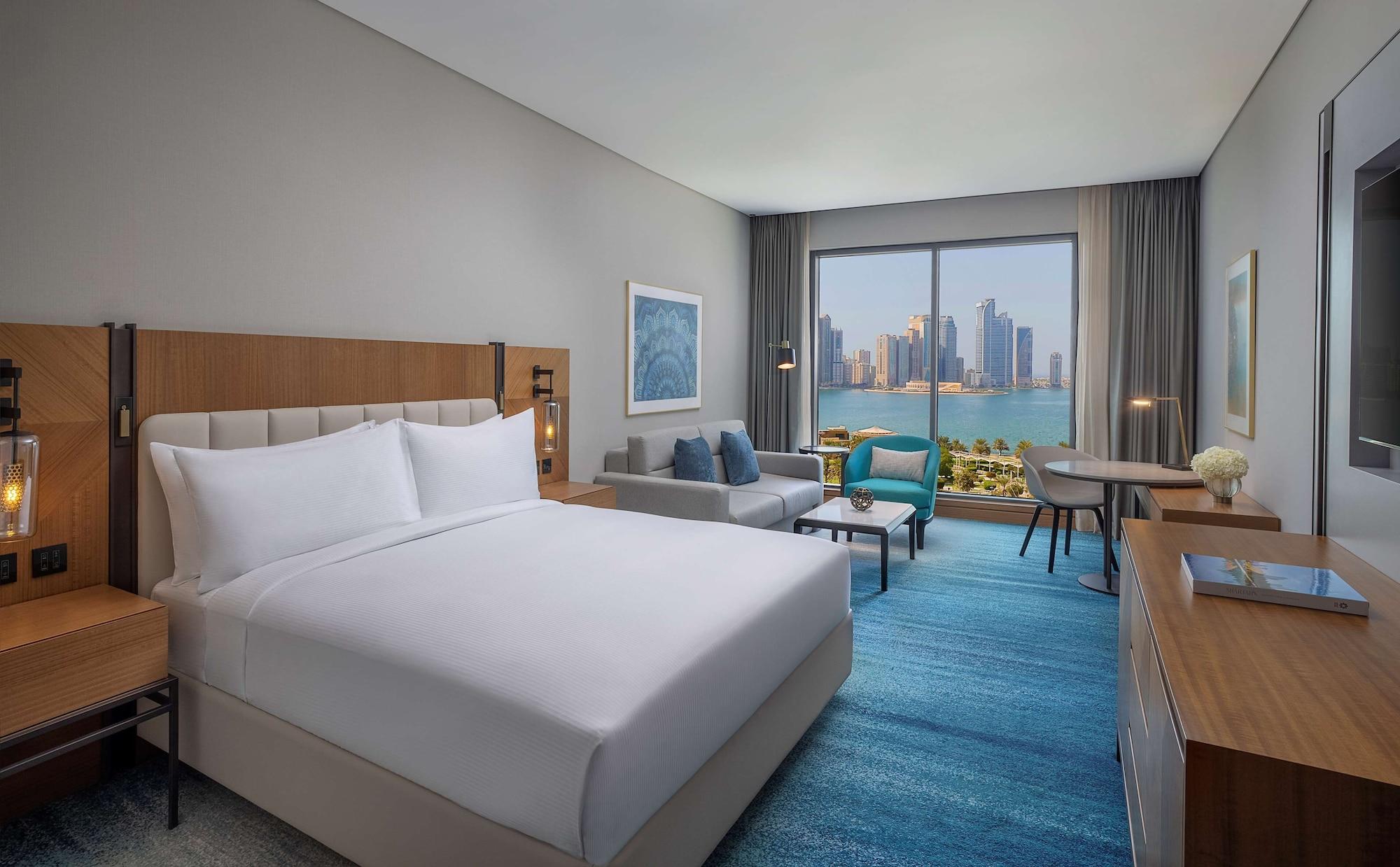 DoubleTree by Hilton Sharjah Waterfront Hotel and Residences — 2