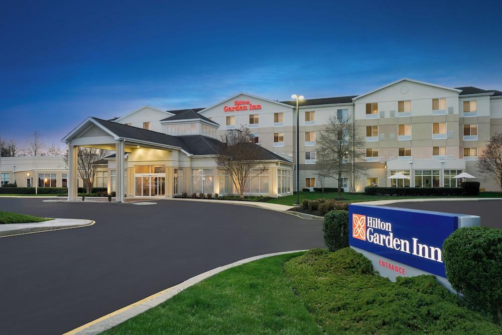 Hilton Garden Inn — 3