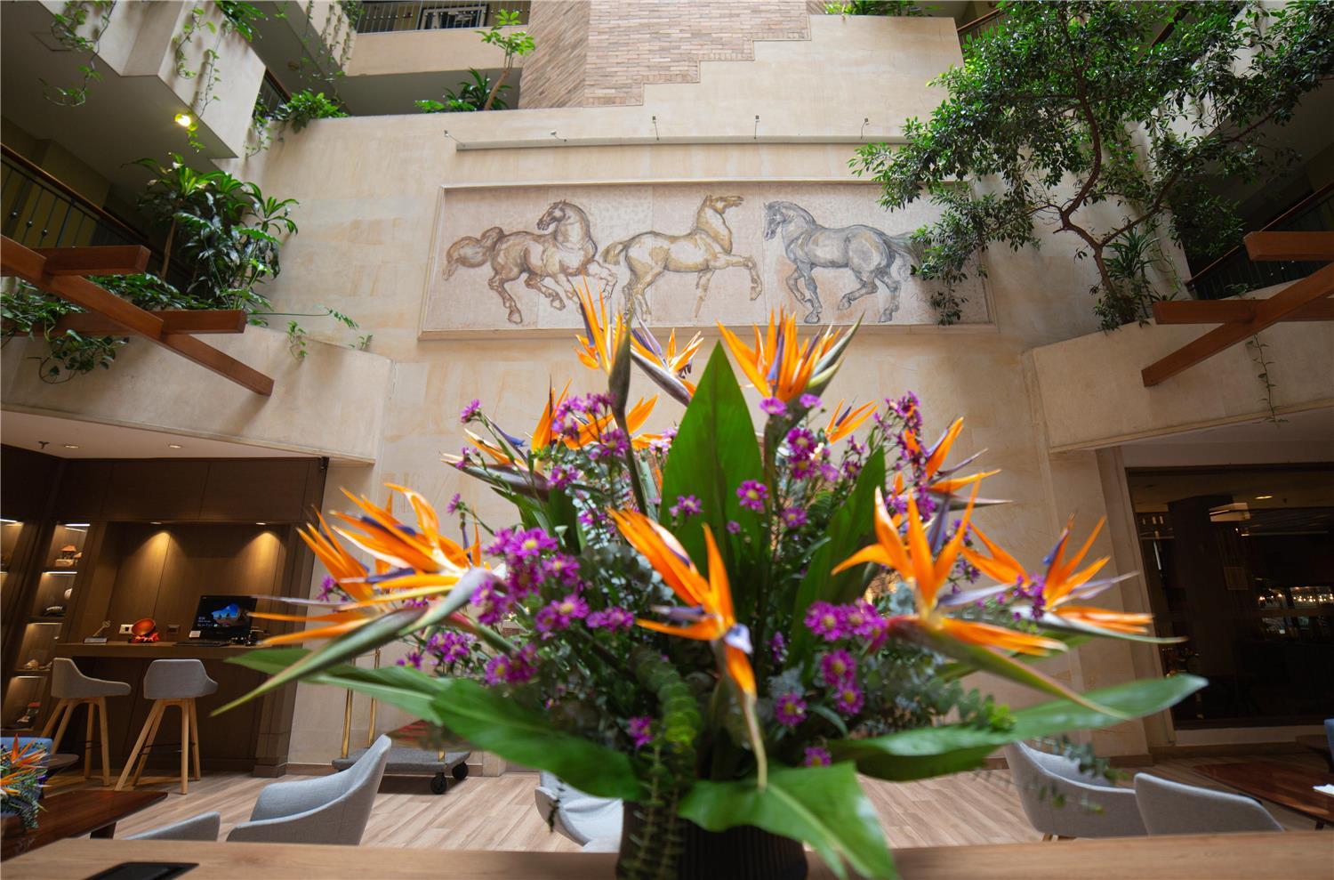 Embassy Suites by Hilton Bogota Rosales — 7