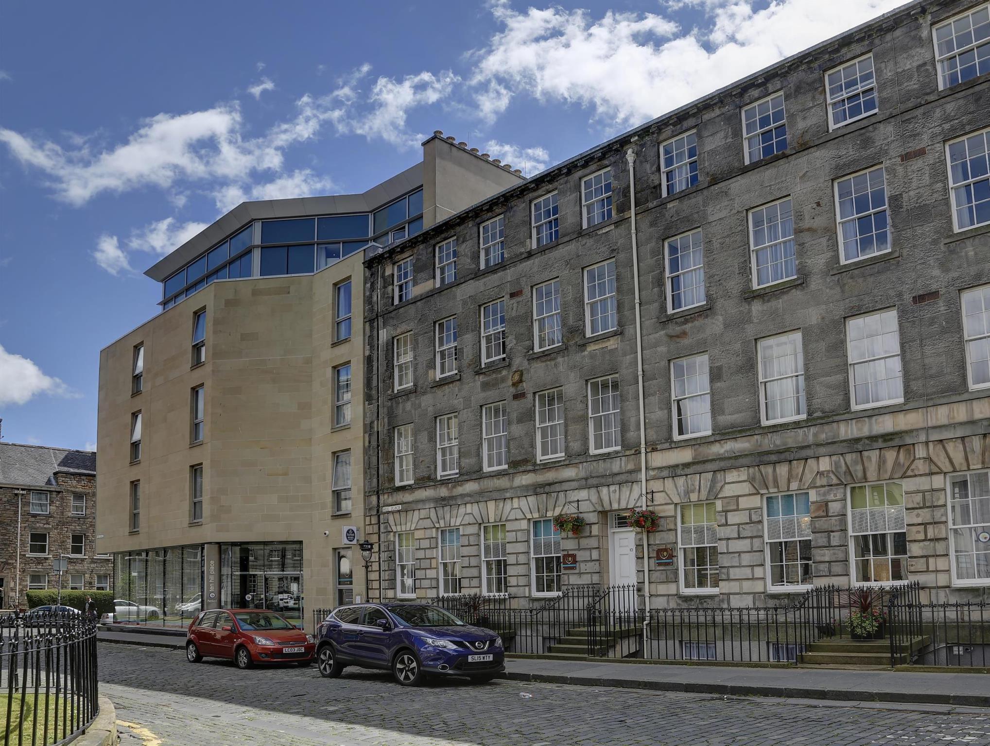 Ten Hill Place Hotel — 10
