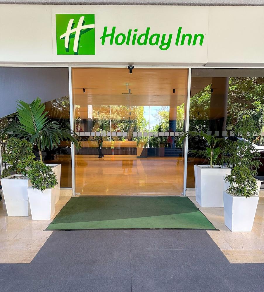 Holiday Inn Port Moresby — 6