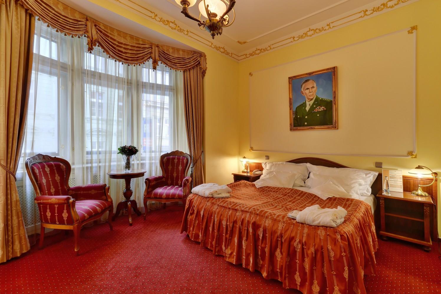 HOTEL GENERAL 113222 — 10