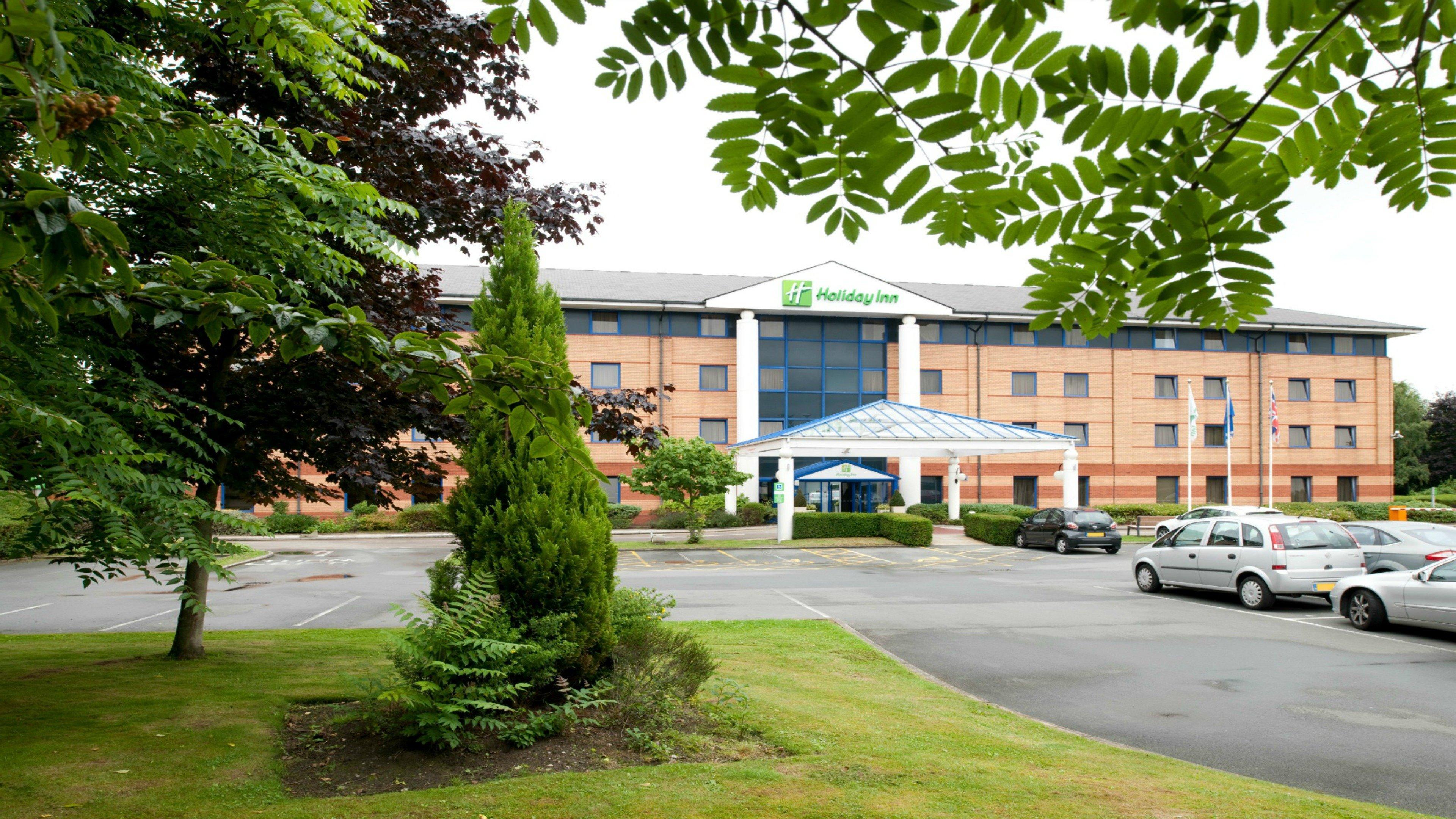HOLIDAY INN WARRINGTON — 8