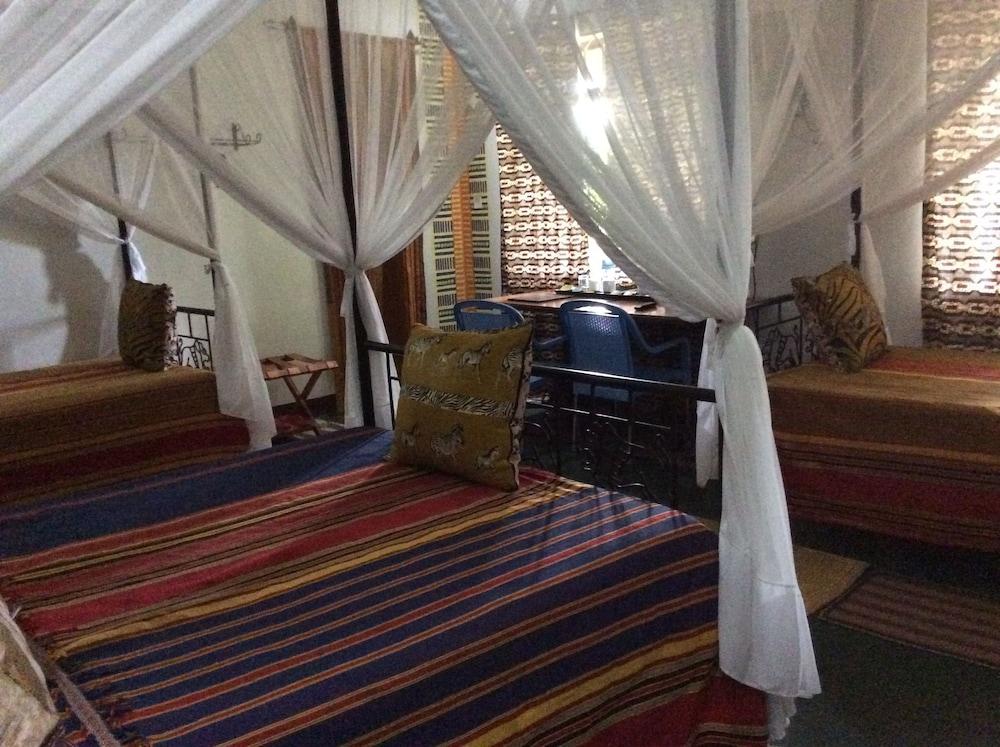 Korona Villa Bed & Breakfast 1234268 — 8