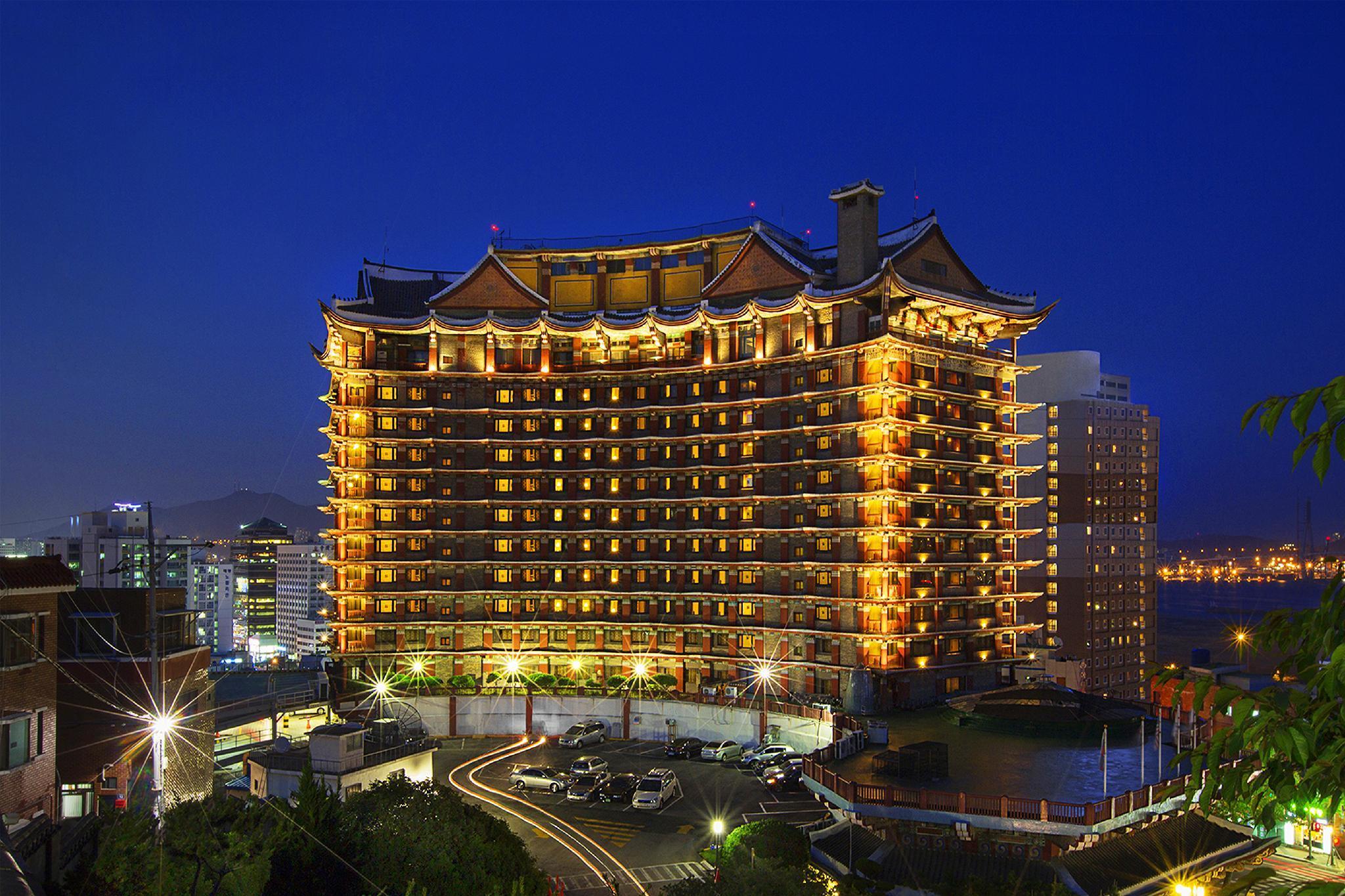 Commodore Hotel Busan — 8