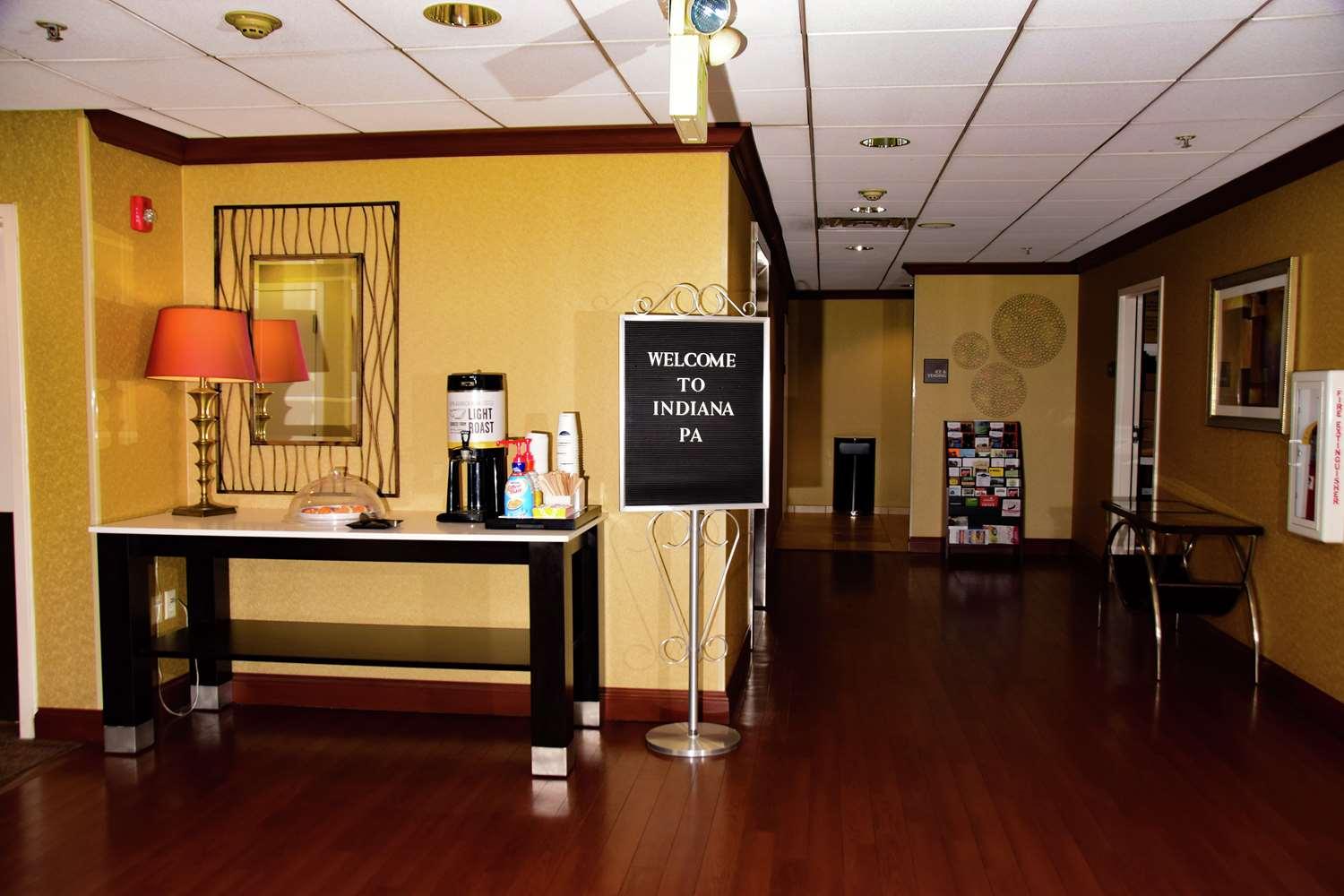 Hampton Inn Indiana — 8
