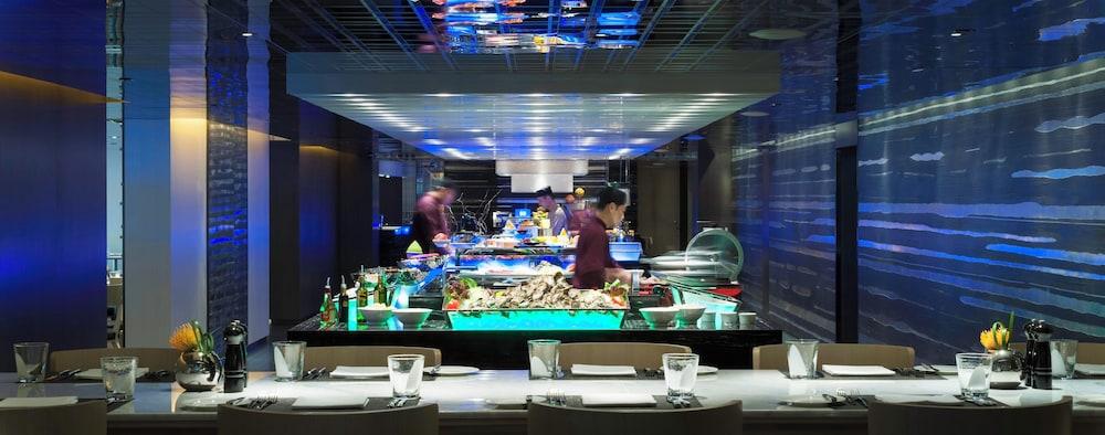 Gateway Hotel — 6