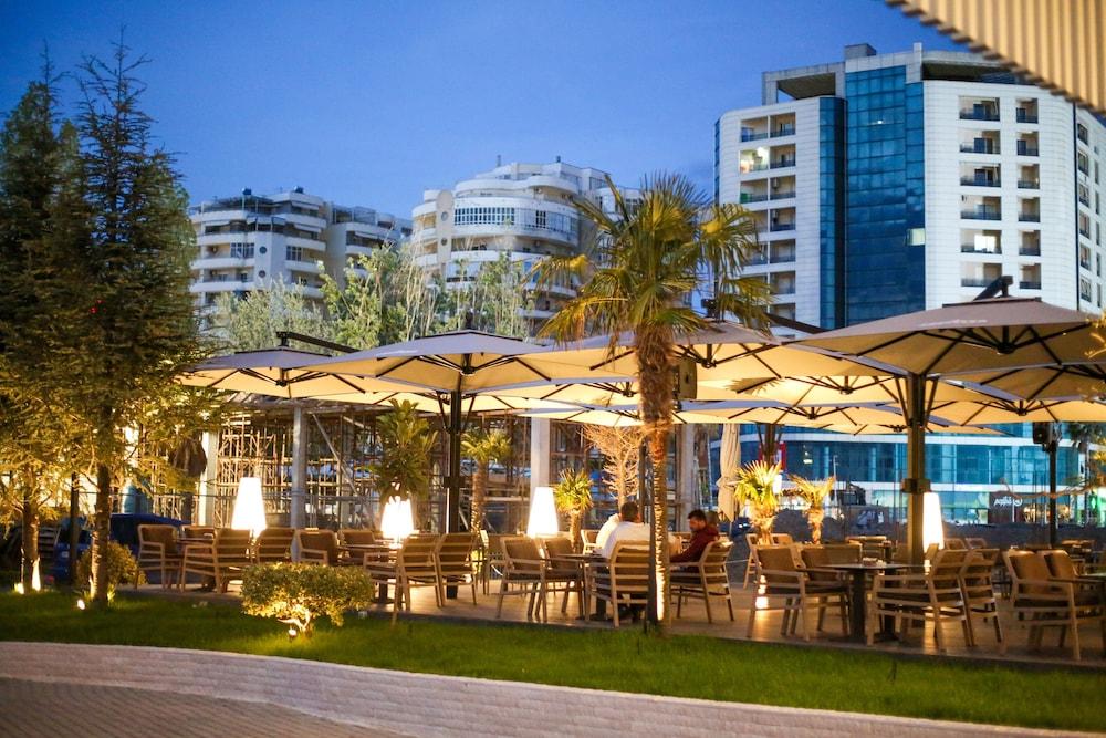 HOTEL PAVARESIA 998395