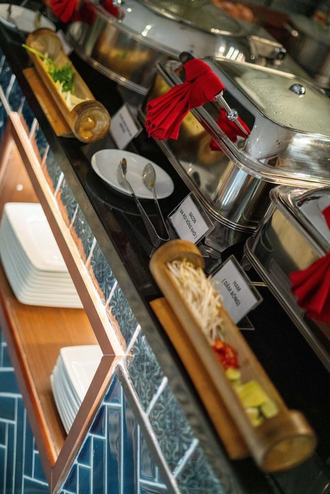 LITTLE SAIGON BOUTIQUE HOTEL — 4