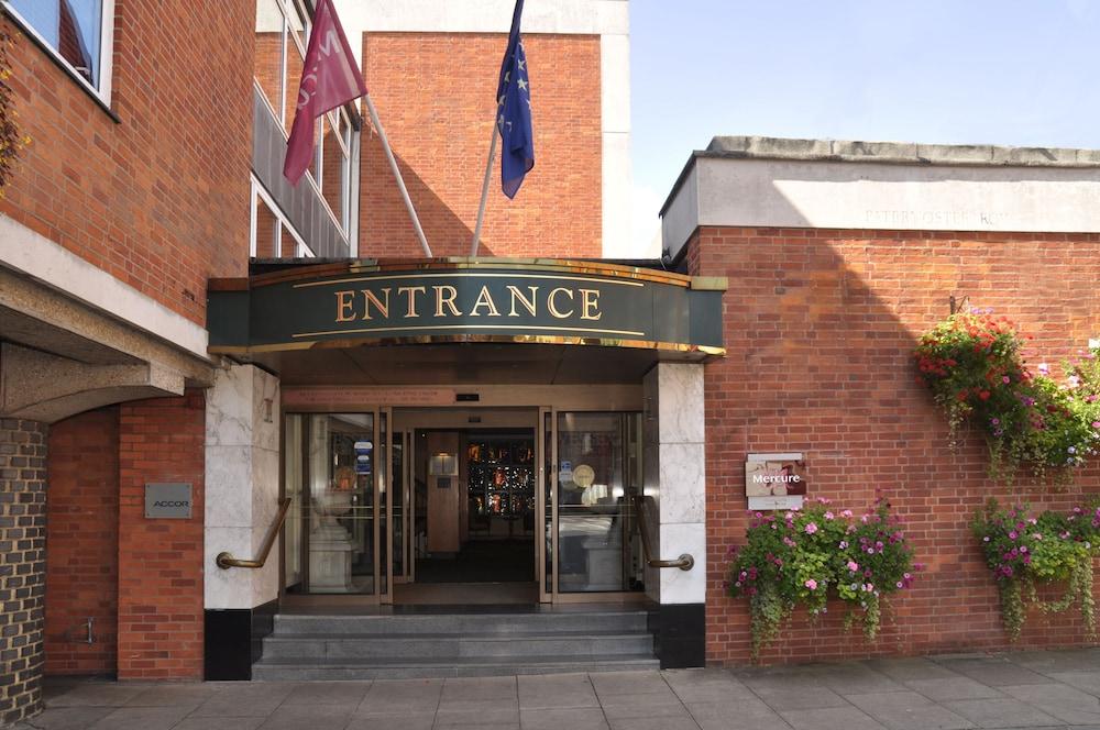 Winchester Wessex Hotel by Sunday — 7