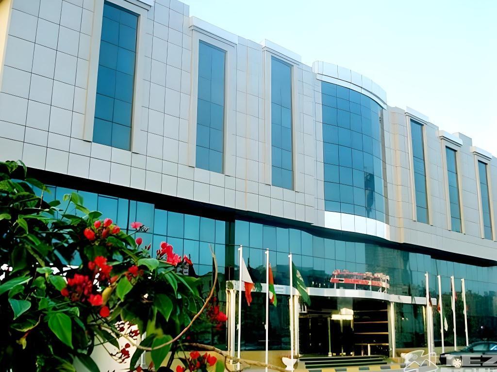 Al Bustan Hotel — 3