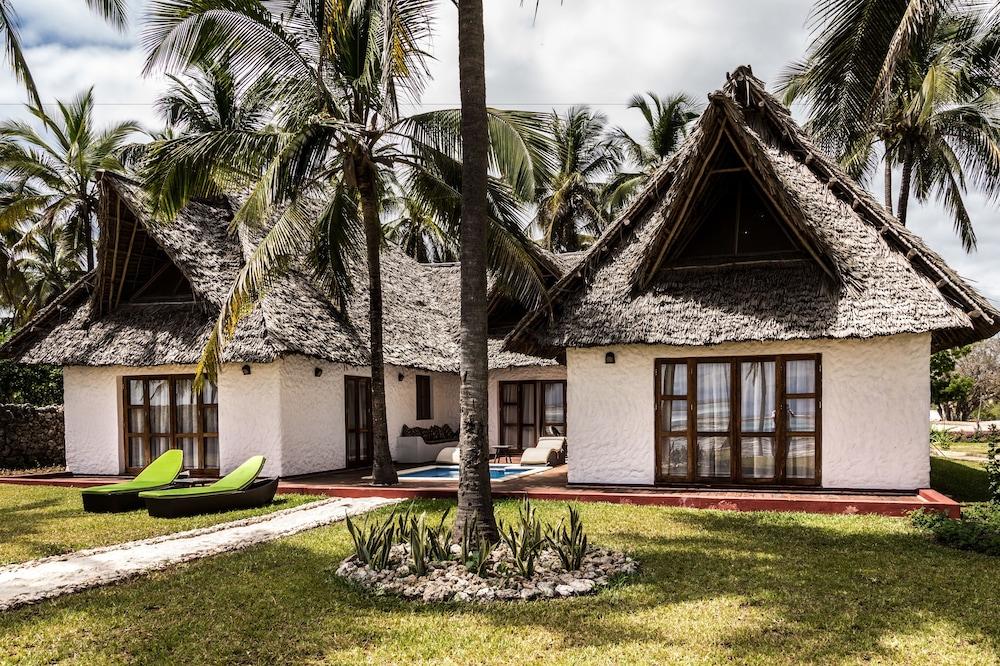 Karafuu Beach Resort & Spa — 3
