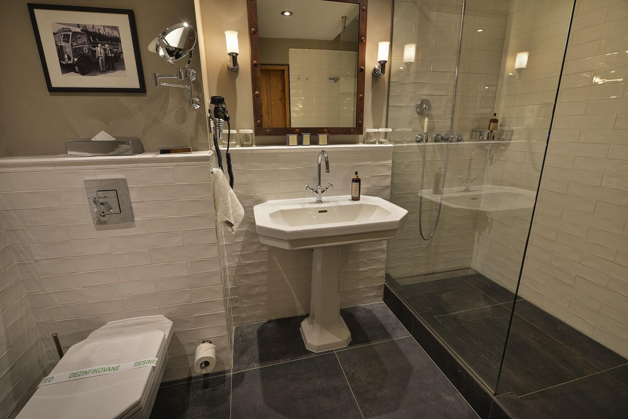 LOFT Hotel Bratislava(Formerly Abba Bratislava Hotel) 1083758 — 10