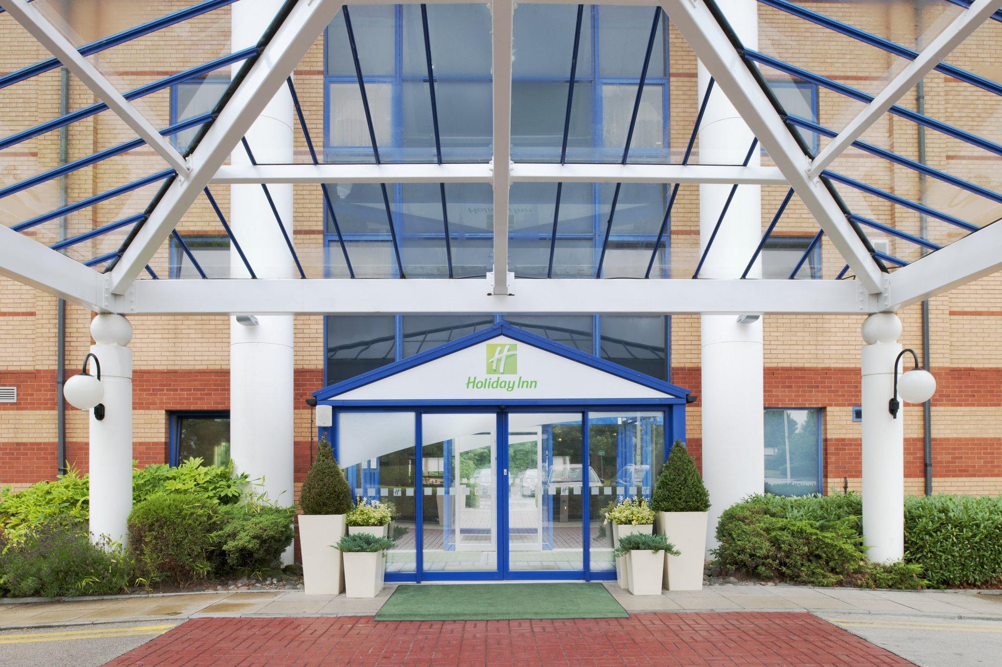 HOLIDAY INN WARRINGTON — 4