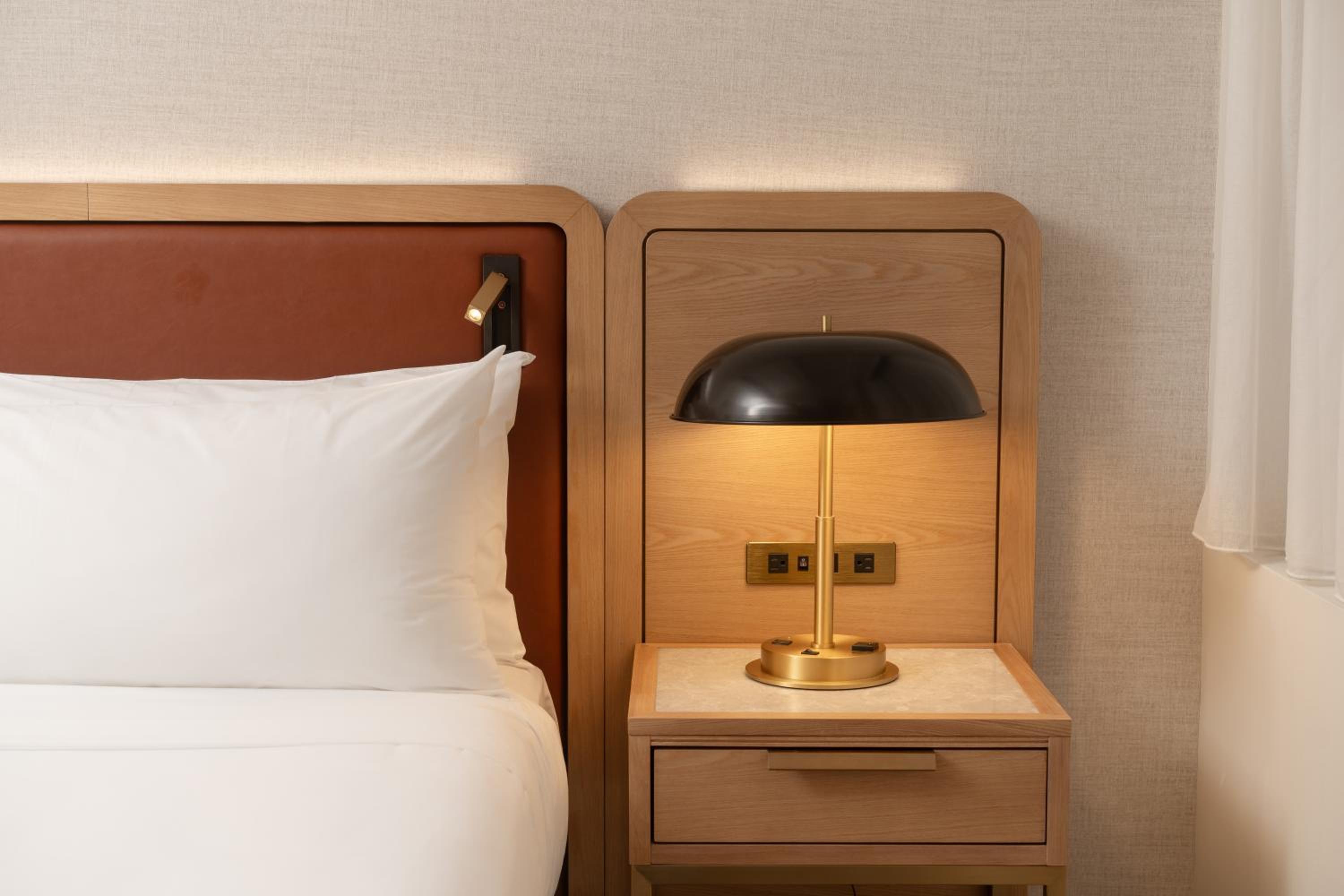 Park Regis Business Bay — 9