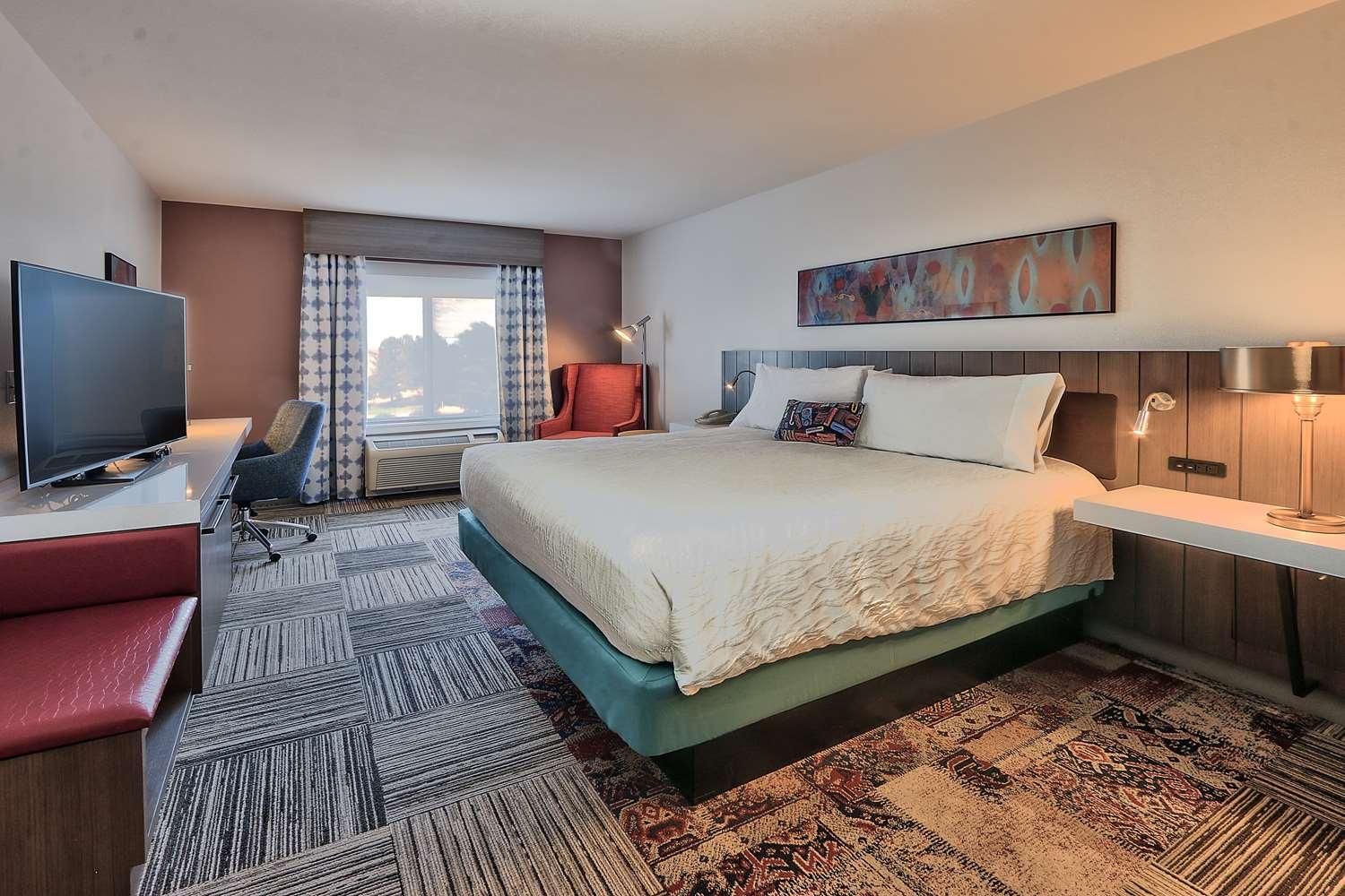 Hilton Garden Inn Albuquerque-Journal Center — 9