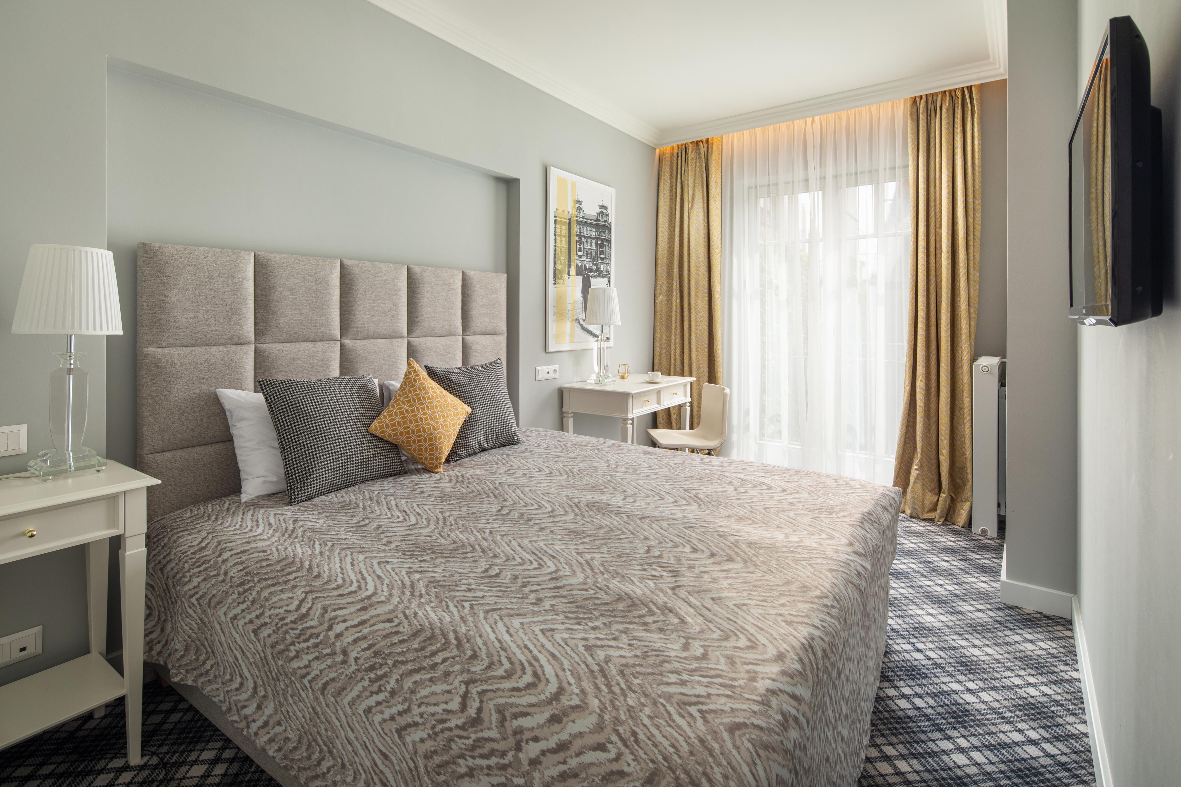 Mamaison Residence Izabella Budapest — 9