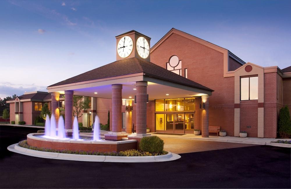 Ann Arbor Regent Hotel & Suites — 6