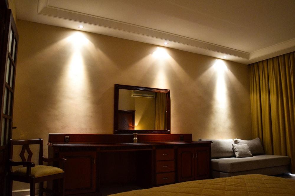 AZUR HOTEL — 5