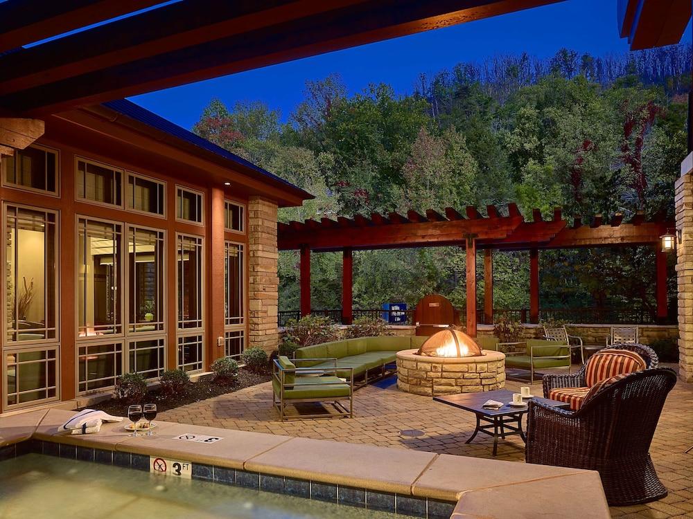 Hilton Garden Inn Gatlinburg — 5