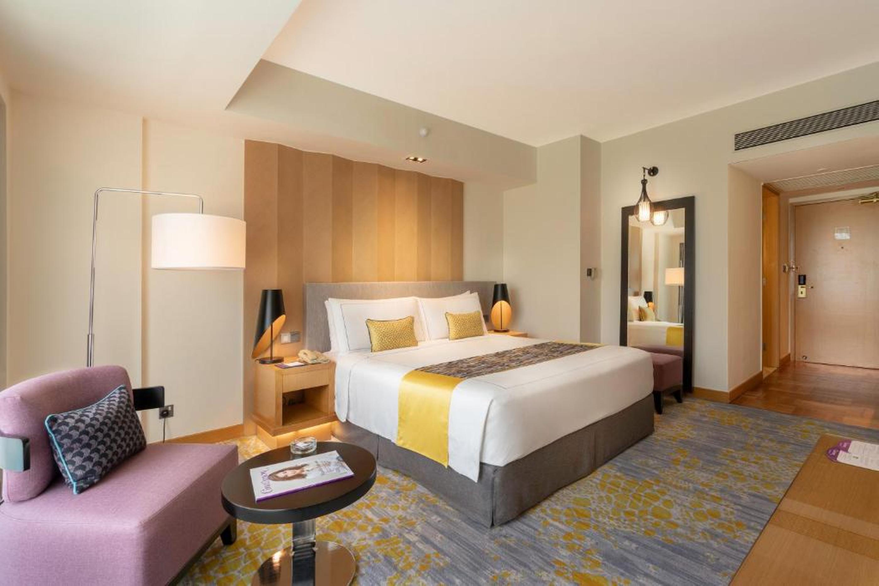 Cinnamon Grand Colombo 84817 — 10