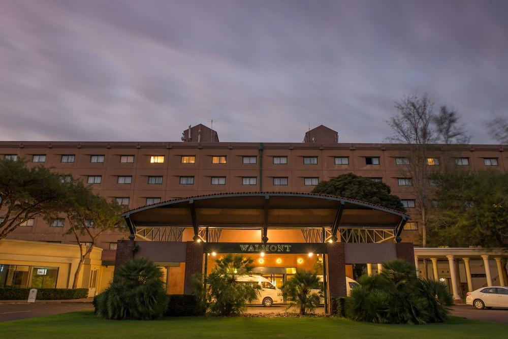 PEERMONT WALMONT AMBASSADOR (4 Star) AT THE GRAND PALM HOTEL, CASINO AND CONVENTION RESORT GABORONE — 2