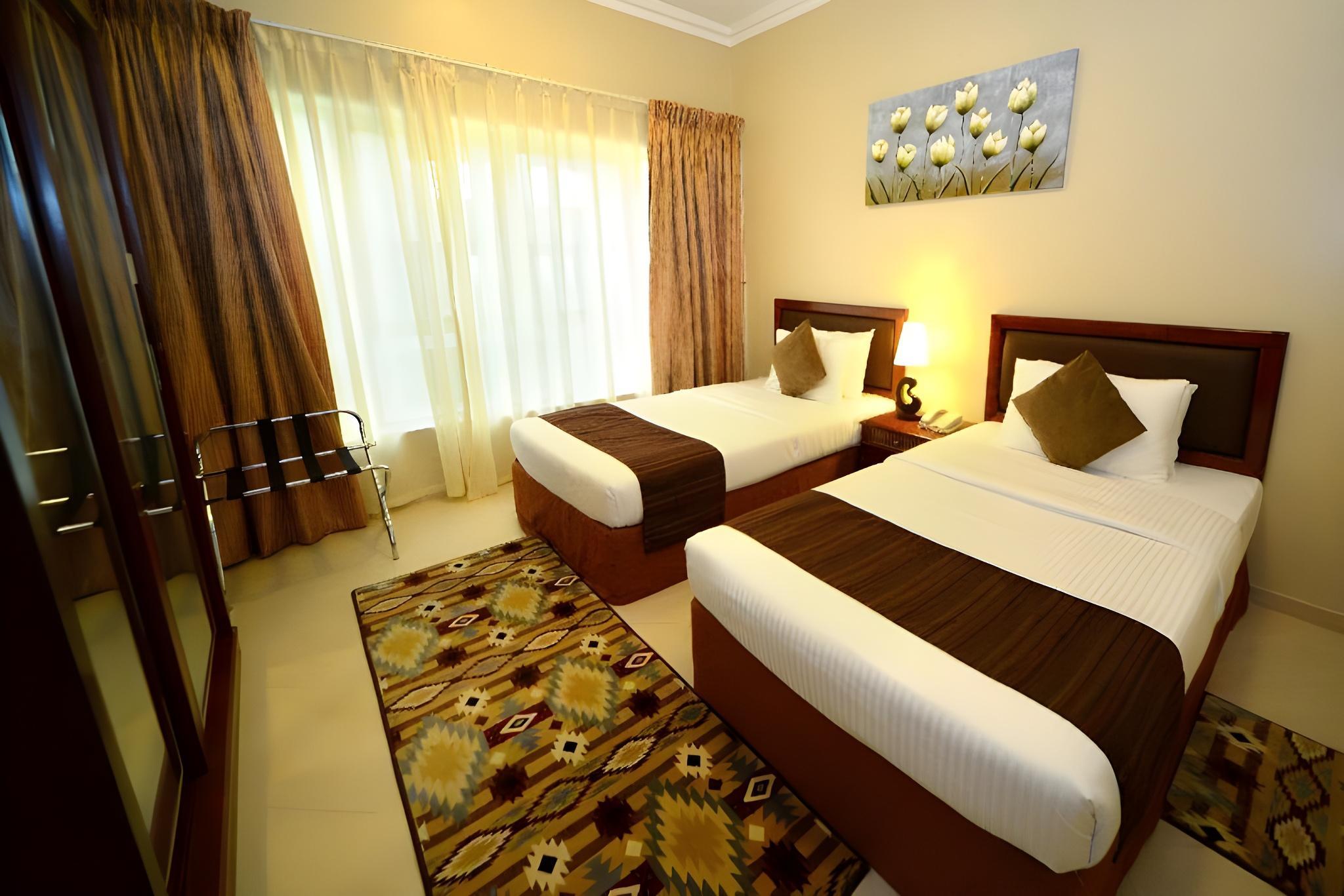 Emirates Stars Hotel Apartments - Sharjah — 10