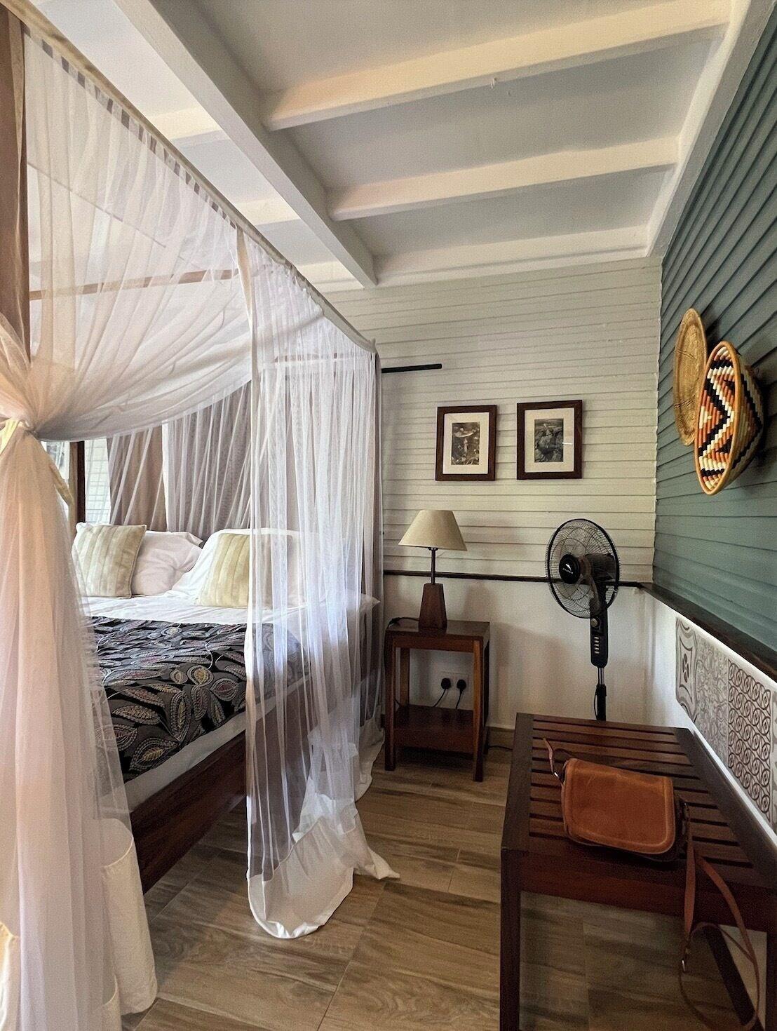 Mount Meru Game Lodge — 8