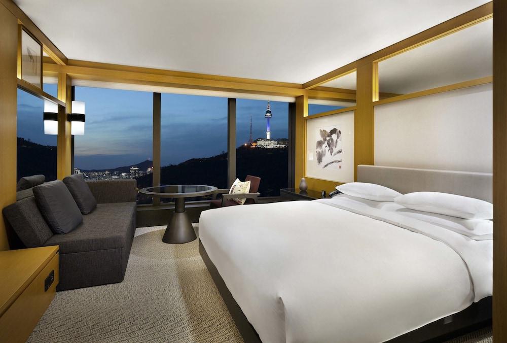 GRAND HYATT SEOUL — 9