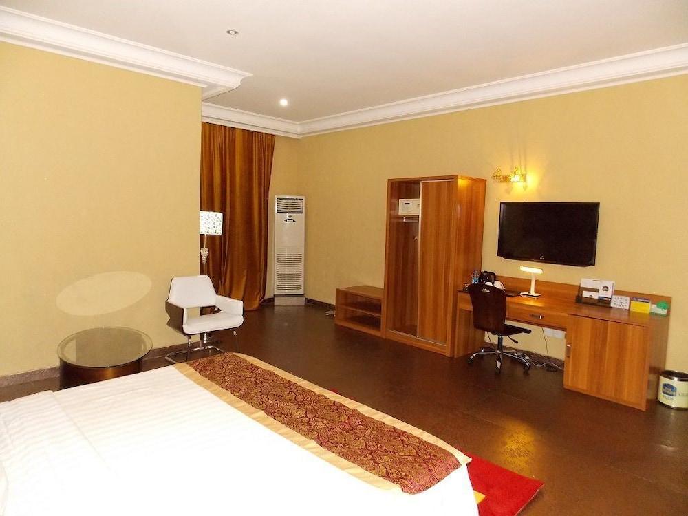 BEST WESTERN PLUS Ajuji Hotel — 9