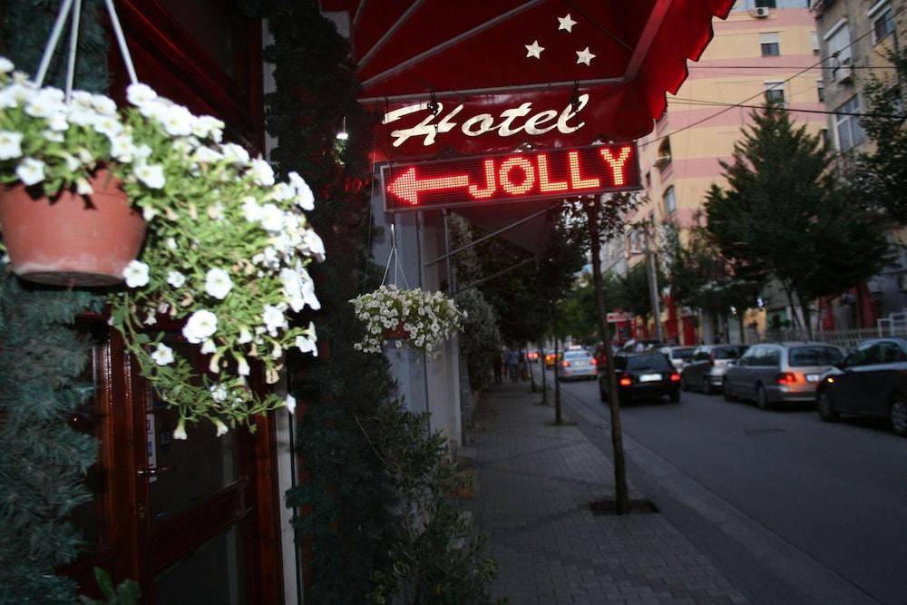 Jolly Hotel — 7
