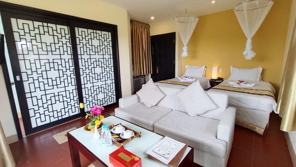 Hue Riverside Boutique Resort — 7