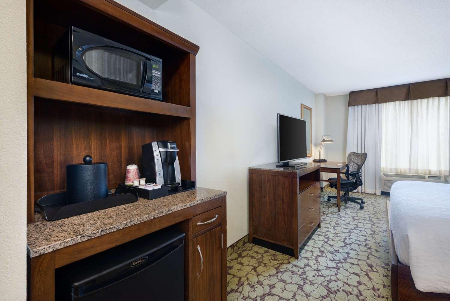 Hilton Garden Inn Atlanta North/Alpharetta — 2