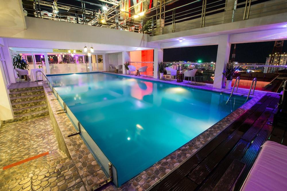 Midtown Hotel Hue — 1