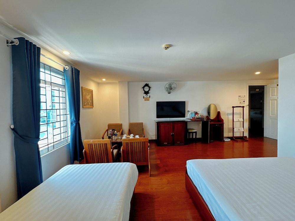 A25 Hotel - No. 137 Nguyen Du — 8
