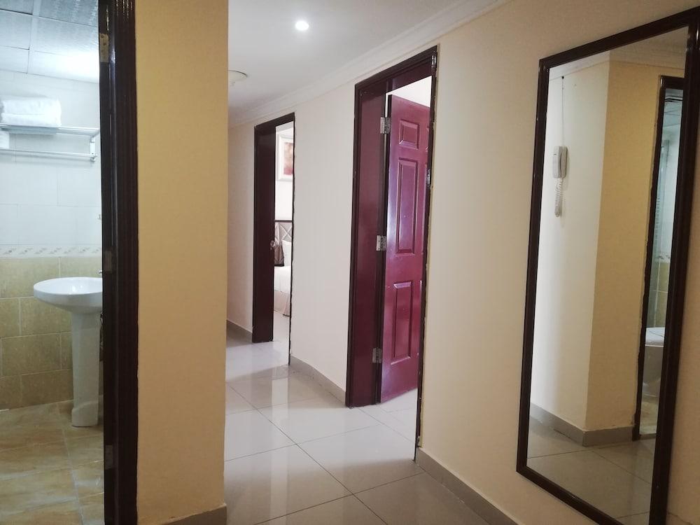 Crown Palace Hotel Ajman — 2