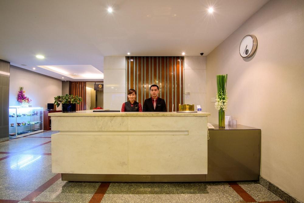 Central Park Saigon Hotel — 10