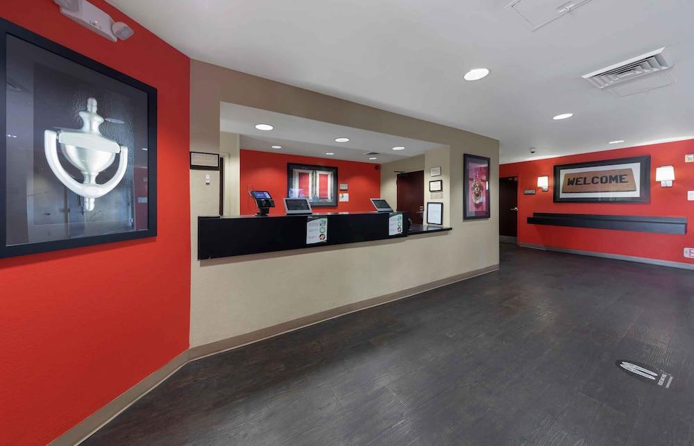 Extended Stay America Los Angeles - Burbank Airport — 9