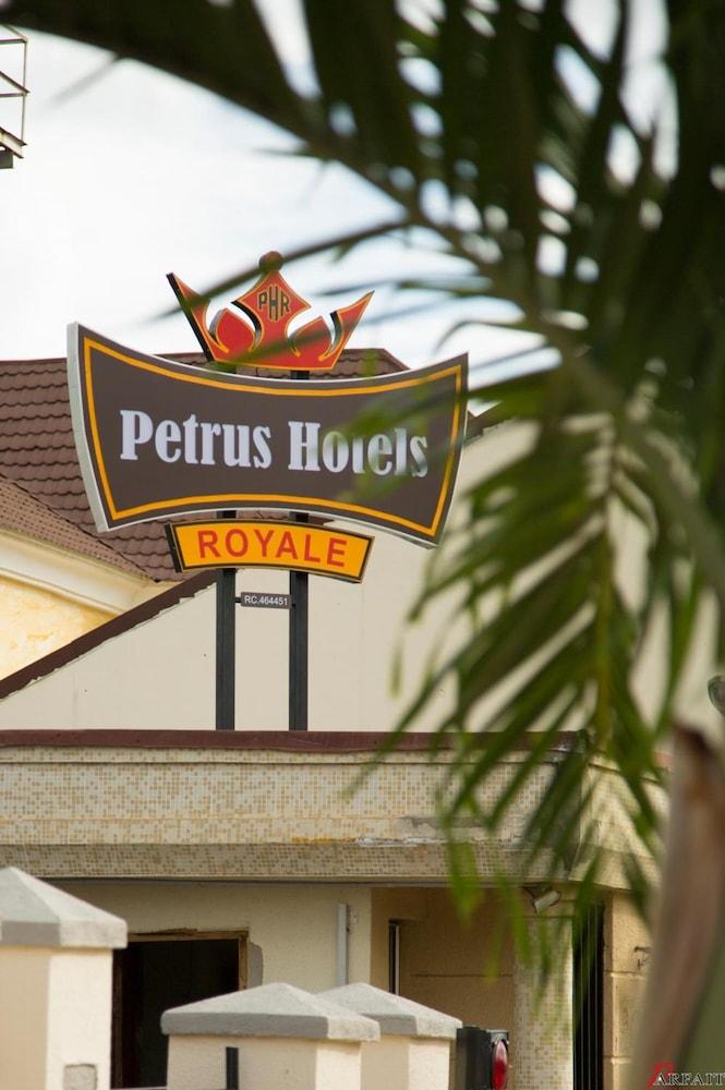Petrus Hotels Royale — 2
