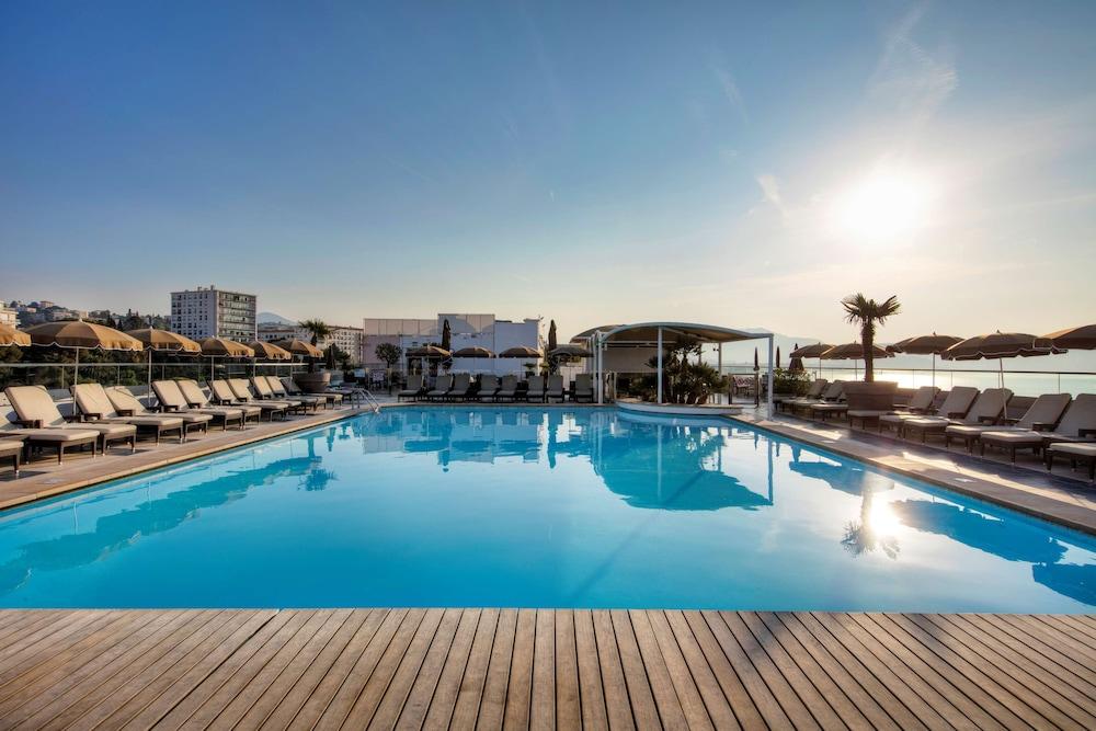 RADISSON BLU NICE 6864 — 2