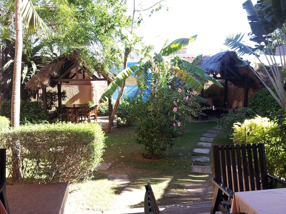 Hotel Aurore 1198858 — 4