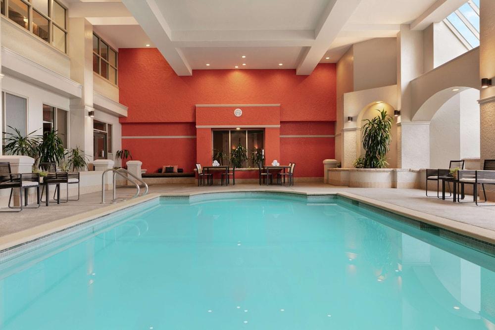 Embassy Suites By Hilton Los Angeles Downey — 2