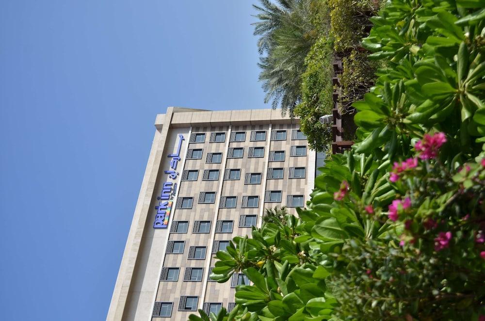 Yas Plaza Bay by IHG — 10
