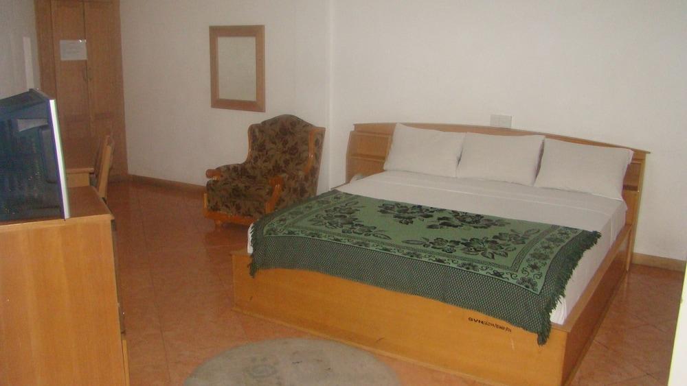 Grand View Hotel 1146188 — 7