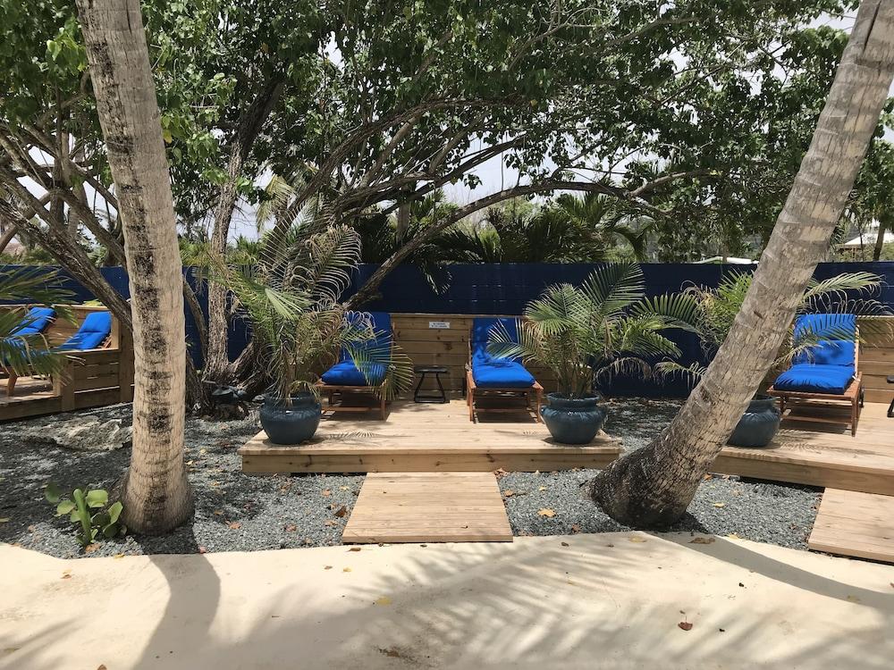 THE PALMS AT PELICAN COVE — 5